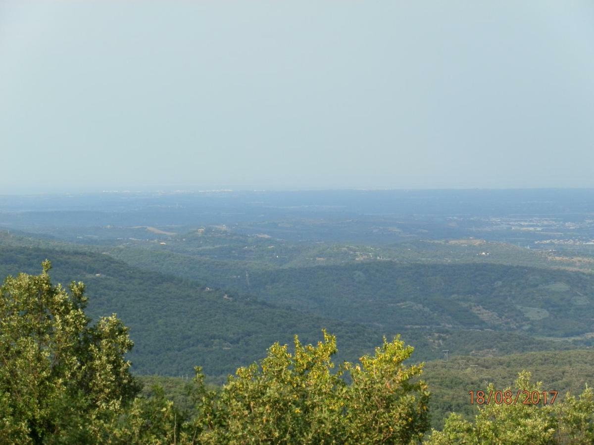 Villa Calme Et Detente Montbolo Bagian luar foto