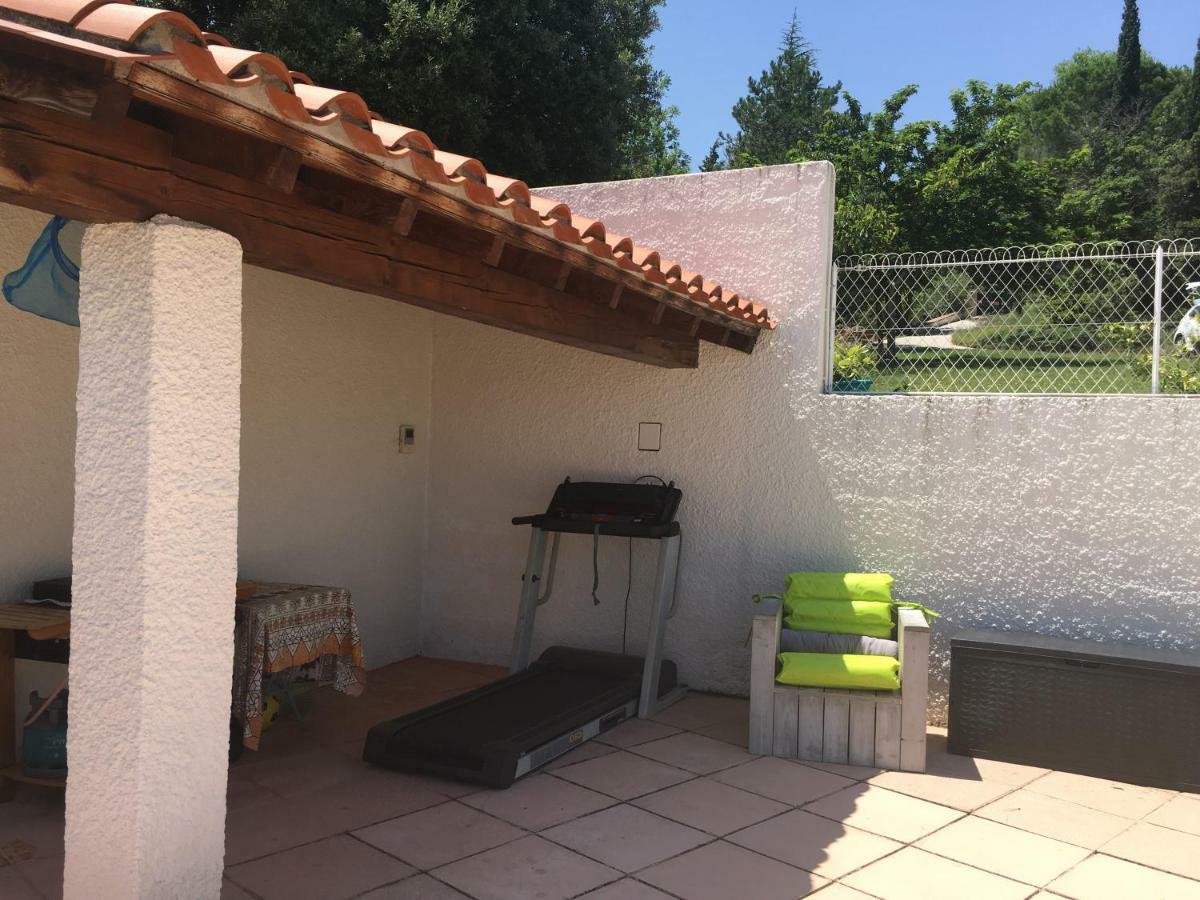 Villa Calme Et Detente Montbolo Bagian luar foto